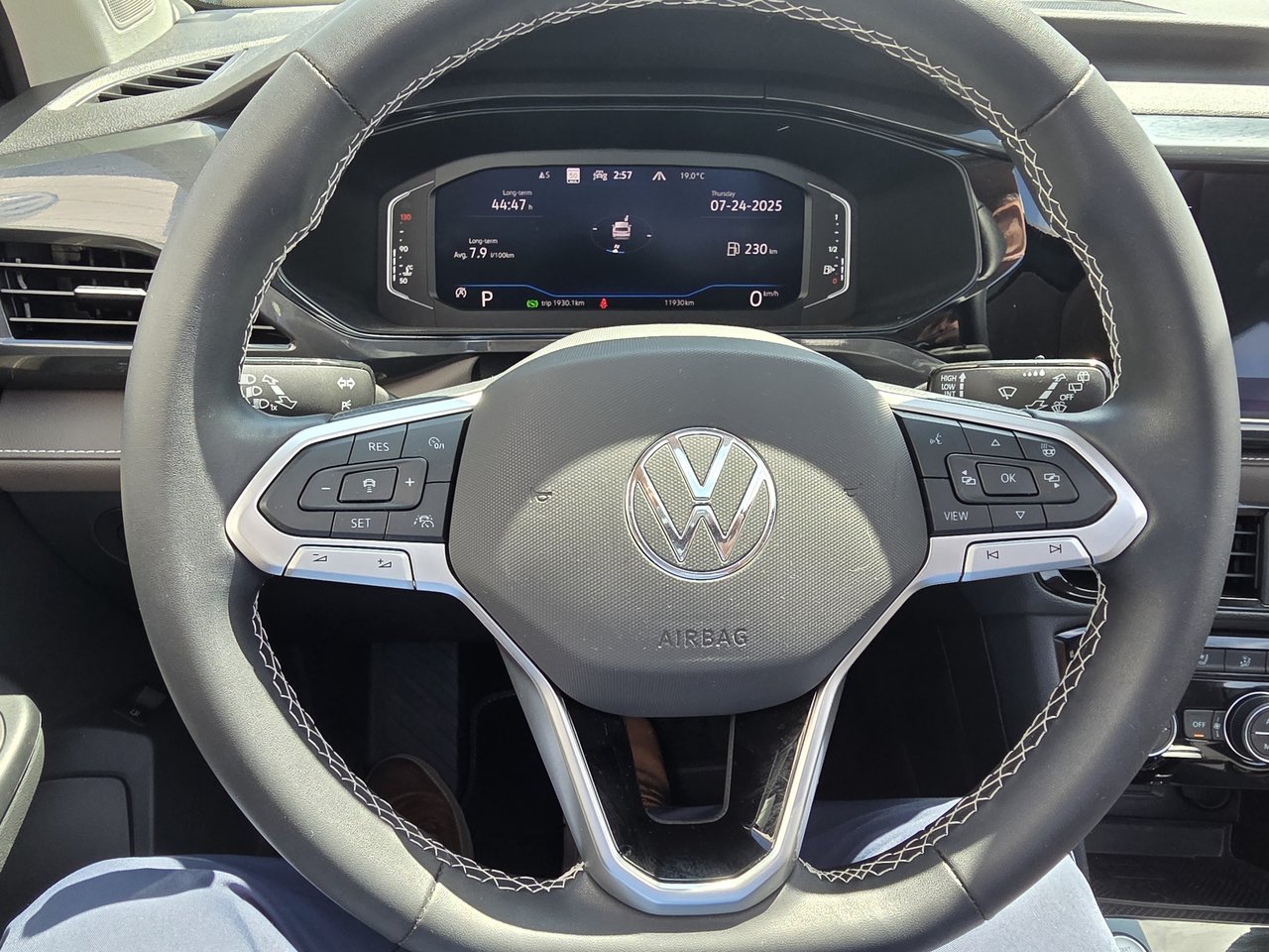 Volkswagen Taos HIGHLINE 2024