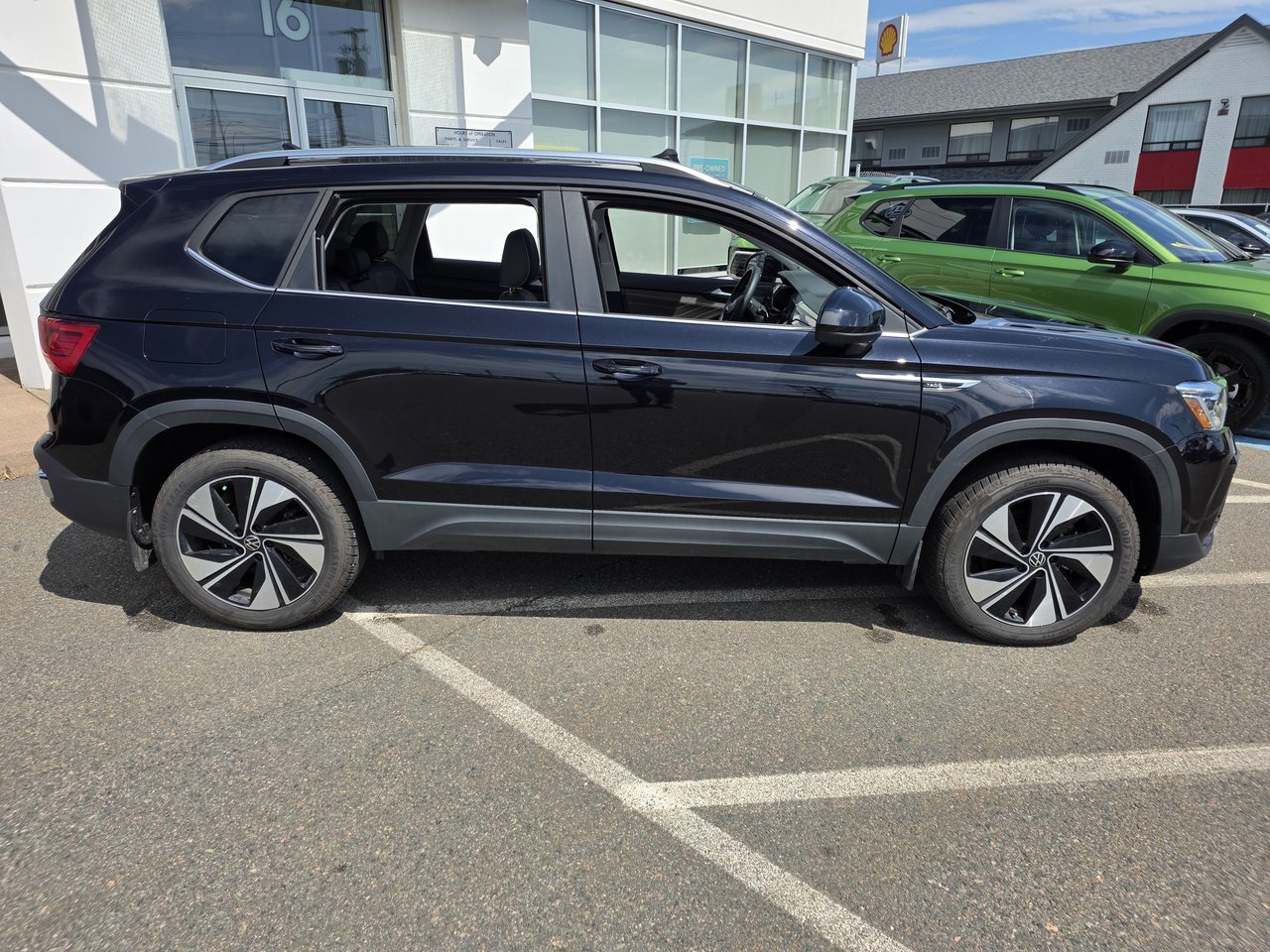 Volkswagen Taos HIGHLINE 2024