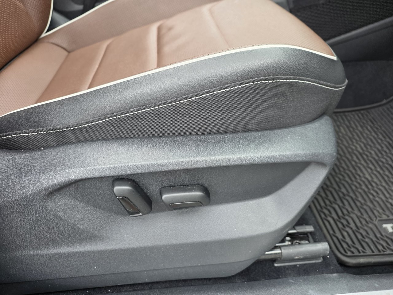 2022 Volkswagen Tiguan HIGHLINE R-LINE