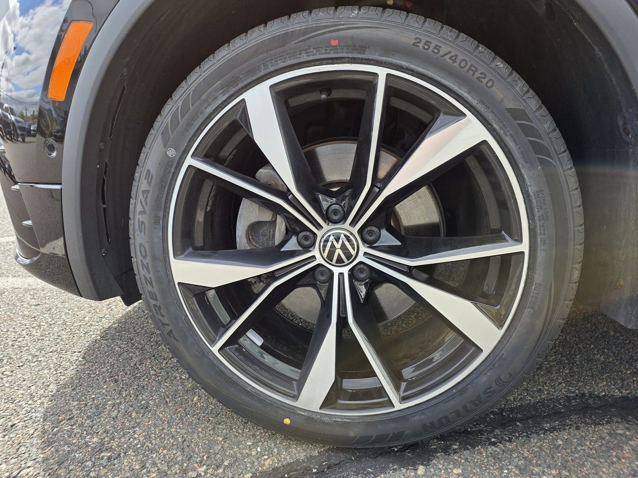 Volkswagen Tiguan HIGHLINE R-LINE 2023
