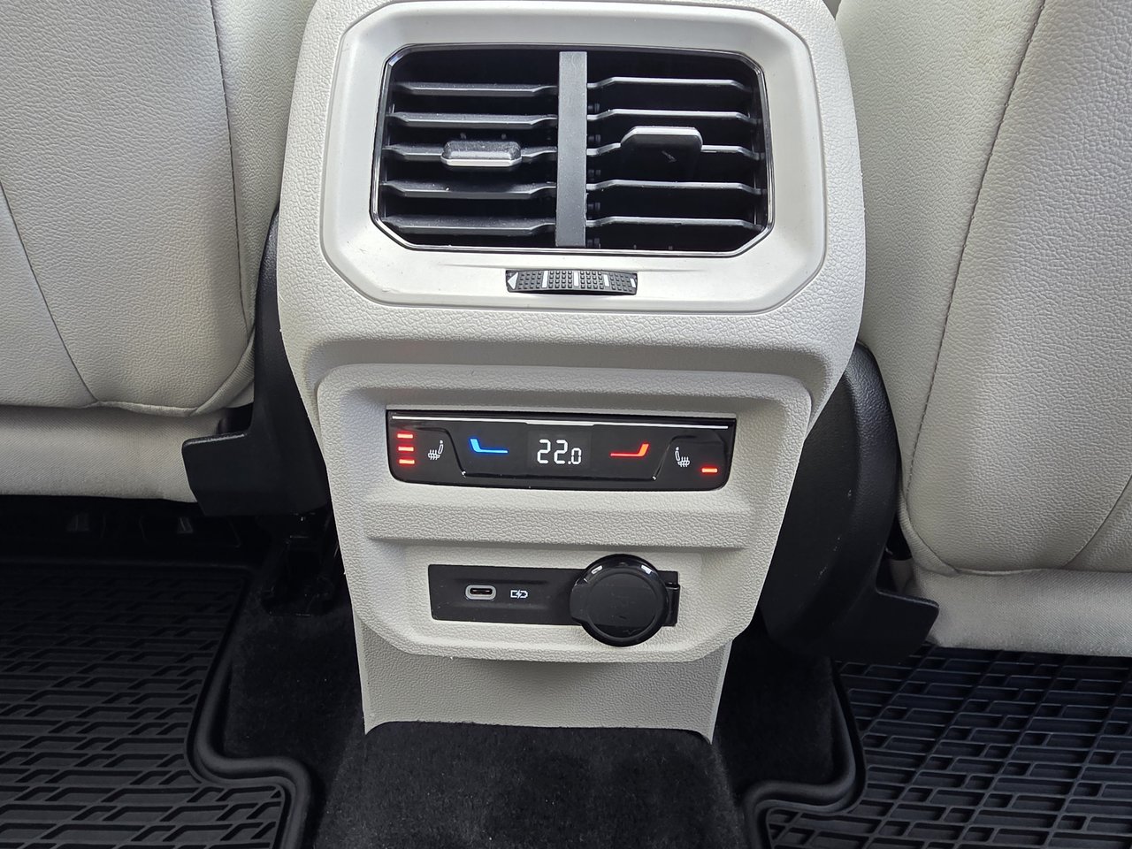 Volkswagen Tiguan HIGHLINE R-LINE 2023