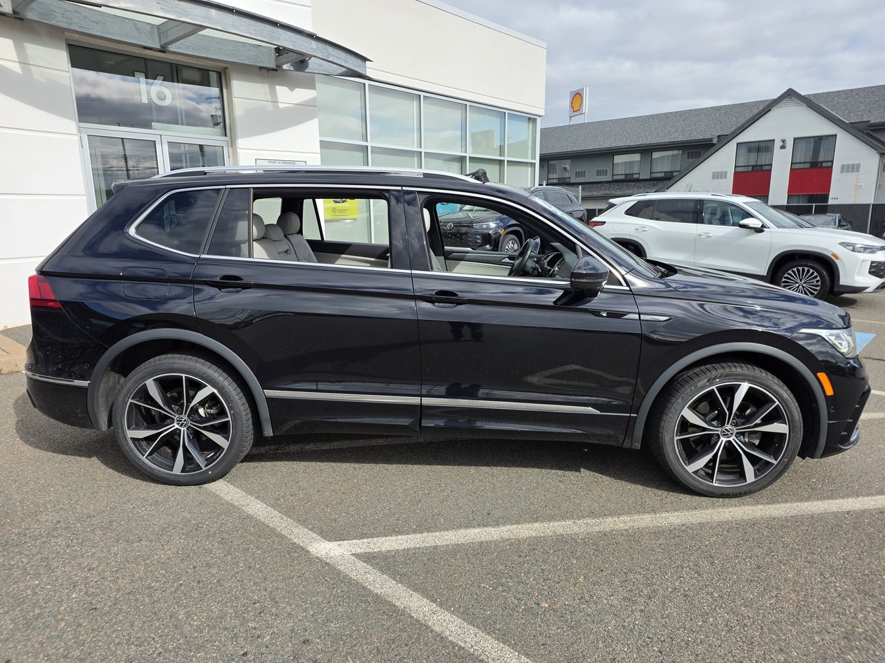 Volkswagen Tiguan HIGHLINE R-LINE 2023