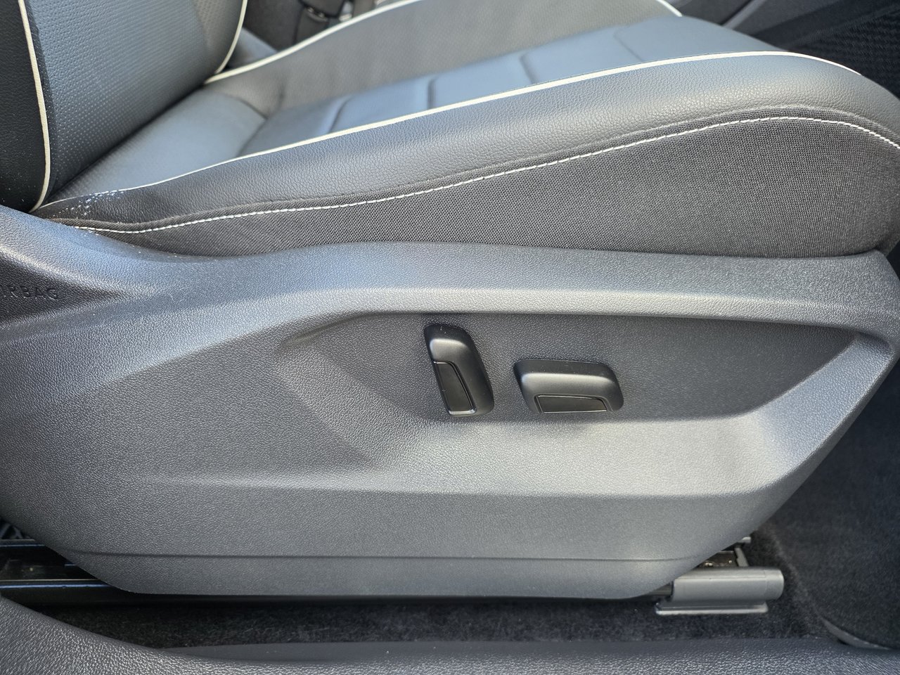 2024 Volkswagen Tiguan HIGHLINE R-LINE