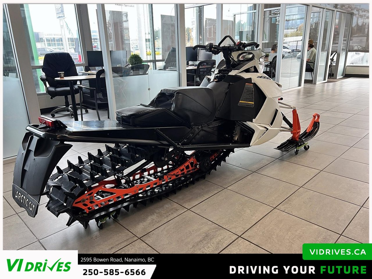2015 Arctic Cat M-8000 SNOWMOBILE-1