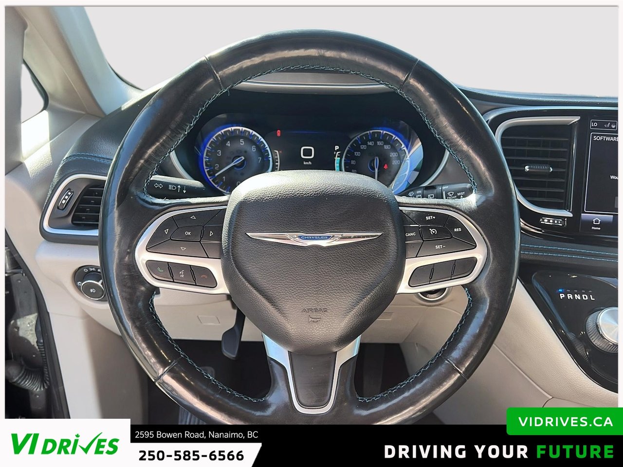 2021 Chrysler Pacifica Touring-L-10