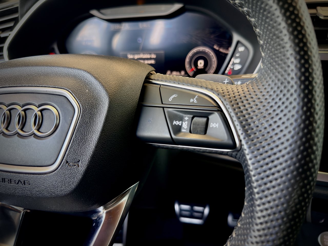 Audi Q3 Technik 2019-25