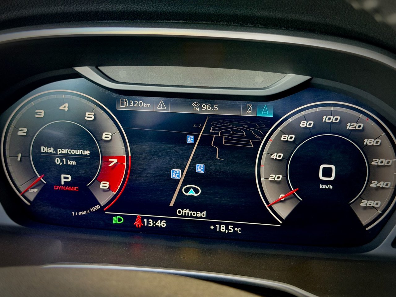 Audi Q3 Technik 2019-26