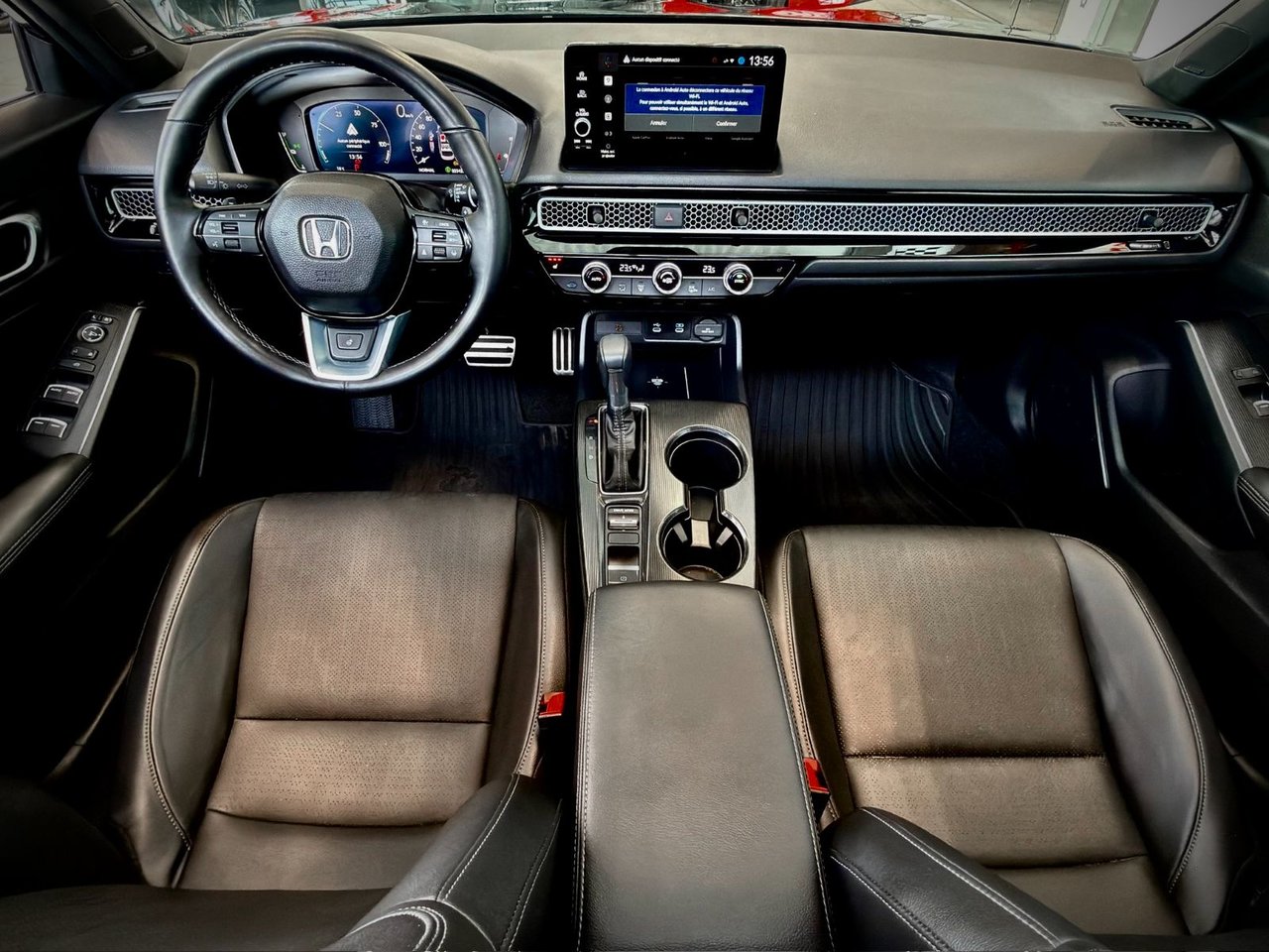 Honda Civic Sedan Hybrid Sport Touring 2025-15