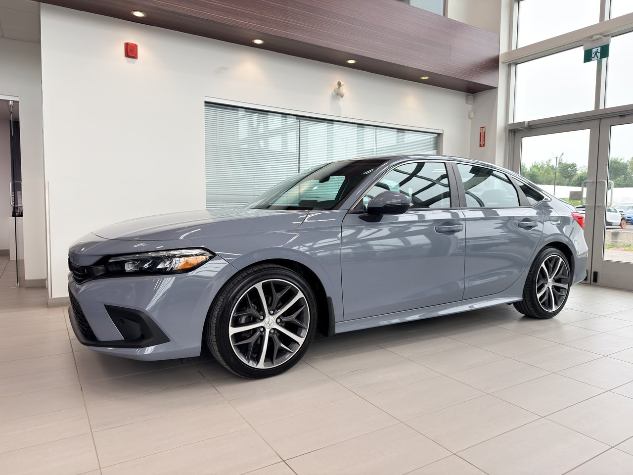 2022 Honda Civic Sedan Touring-1
