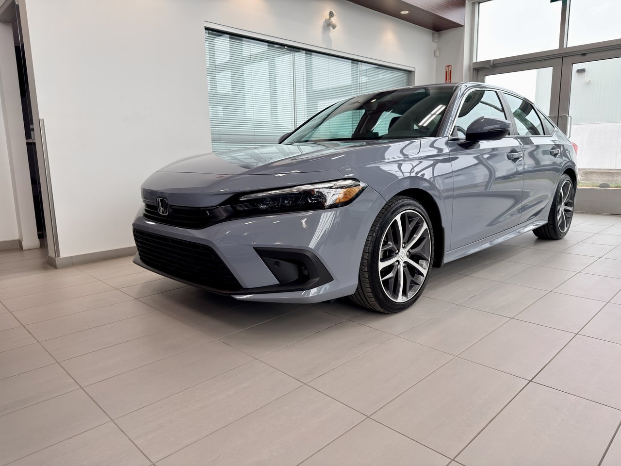 2022 Honda Civic Sedan Touring-3