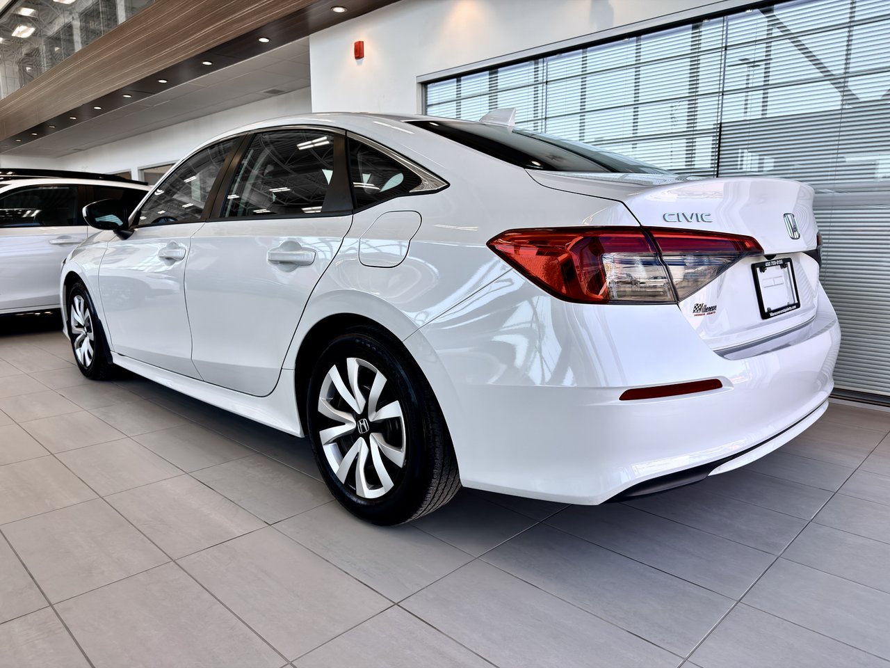 2023 Honda Civic Sedan LX-8