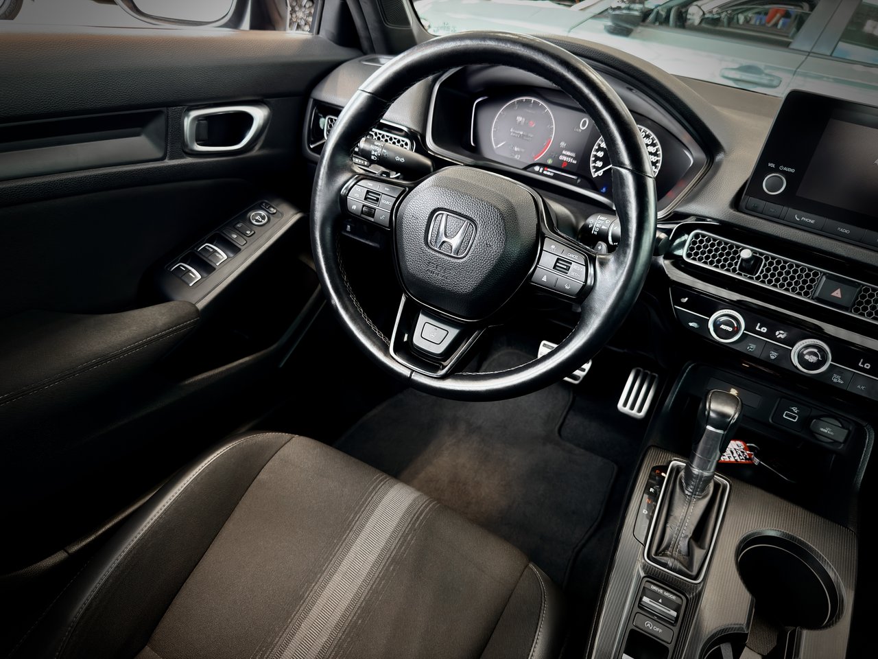 Honda Civic Sedan Sport 2023-17