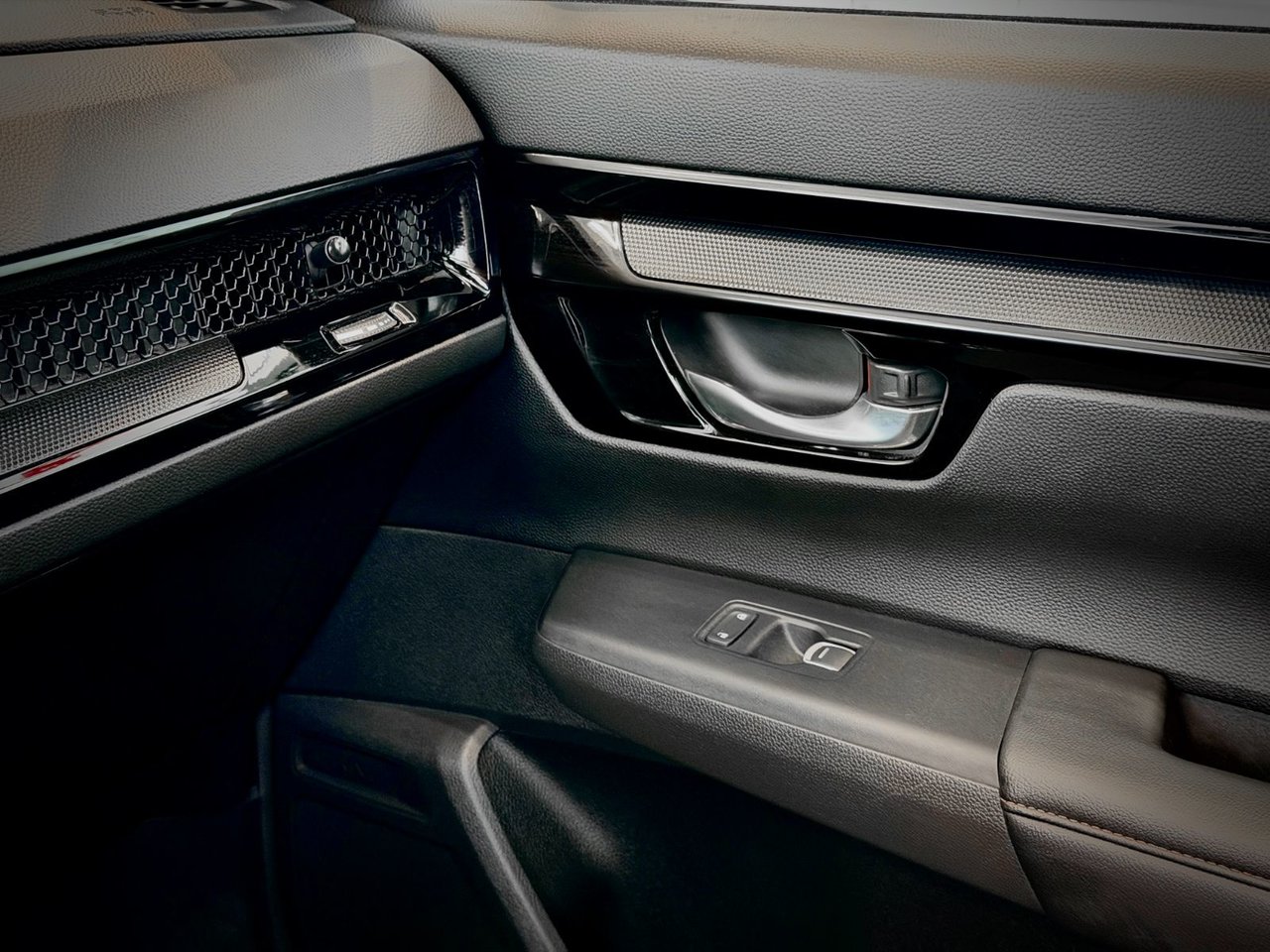 Honda CR-V Hybrid Touring 2023-35