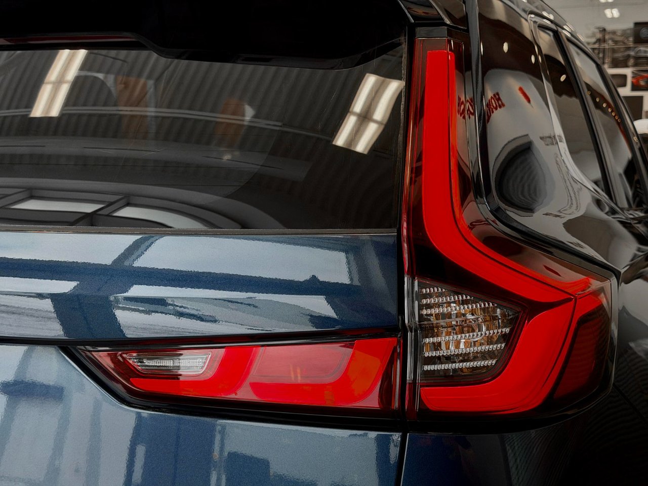 Honda CR-V Hybrid Touring 2023-13