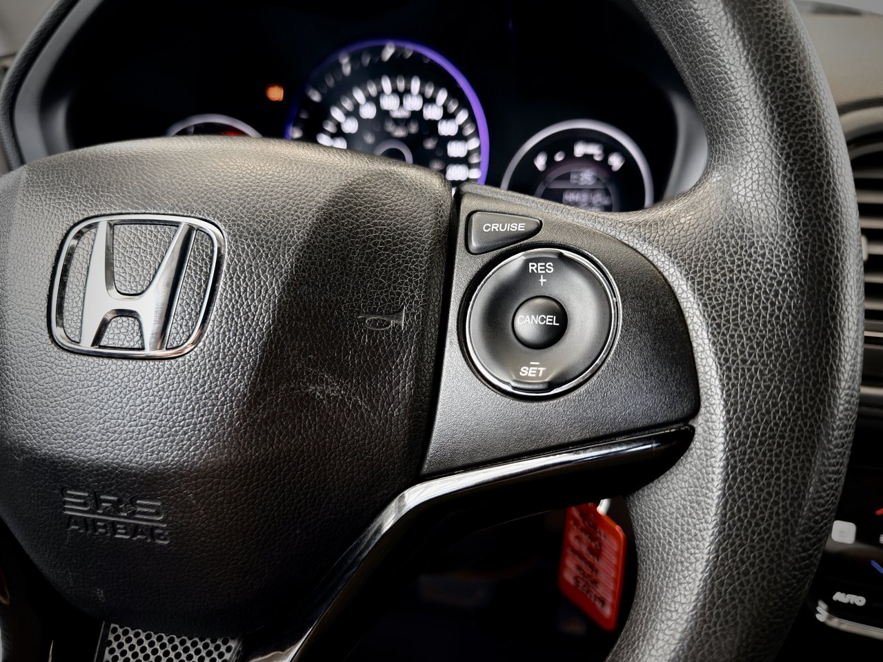 2016 Honda HR-V LX AWD-21