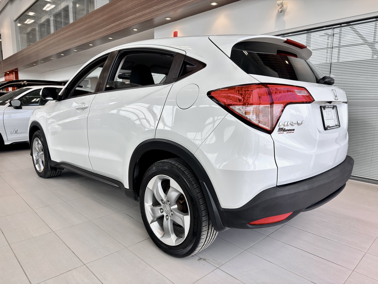2016 Honda HR-V LX AWD-8