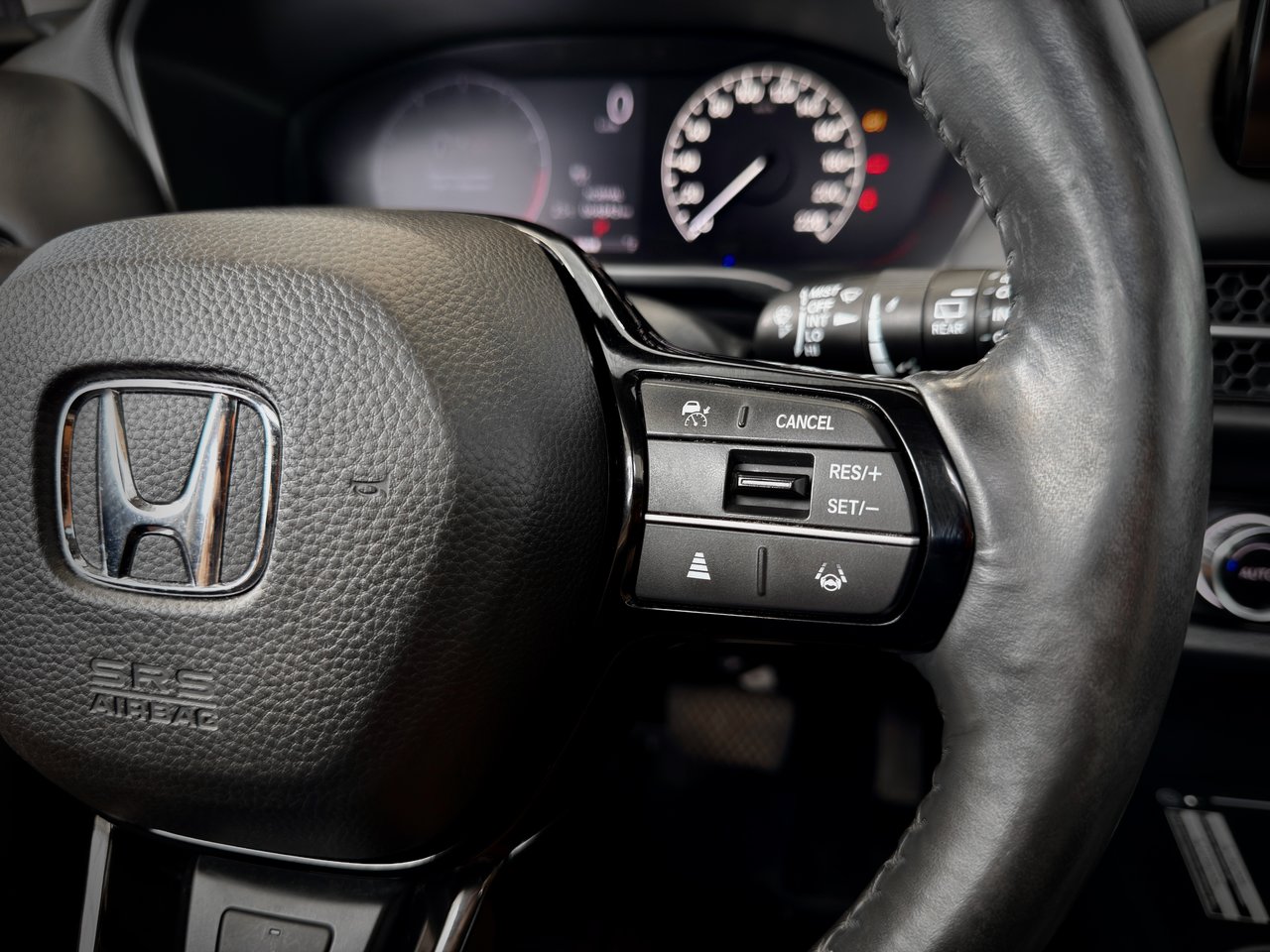 Honda HR-V EX-L Navi 2023-24