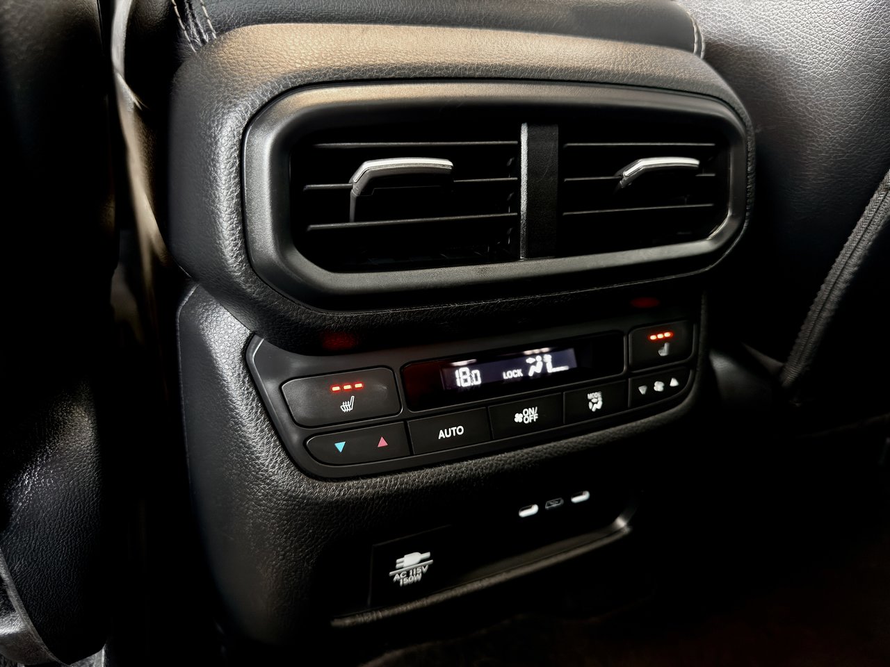 2025 Honda Pilot Touring-31