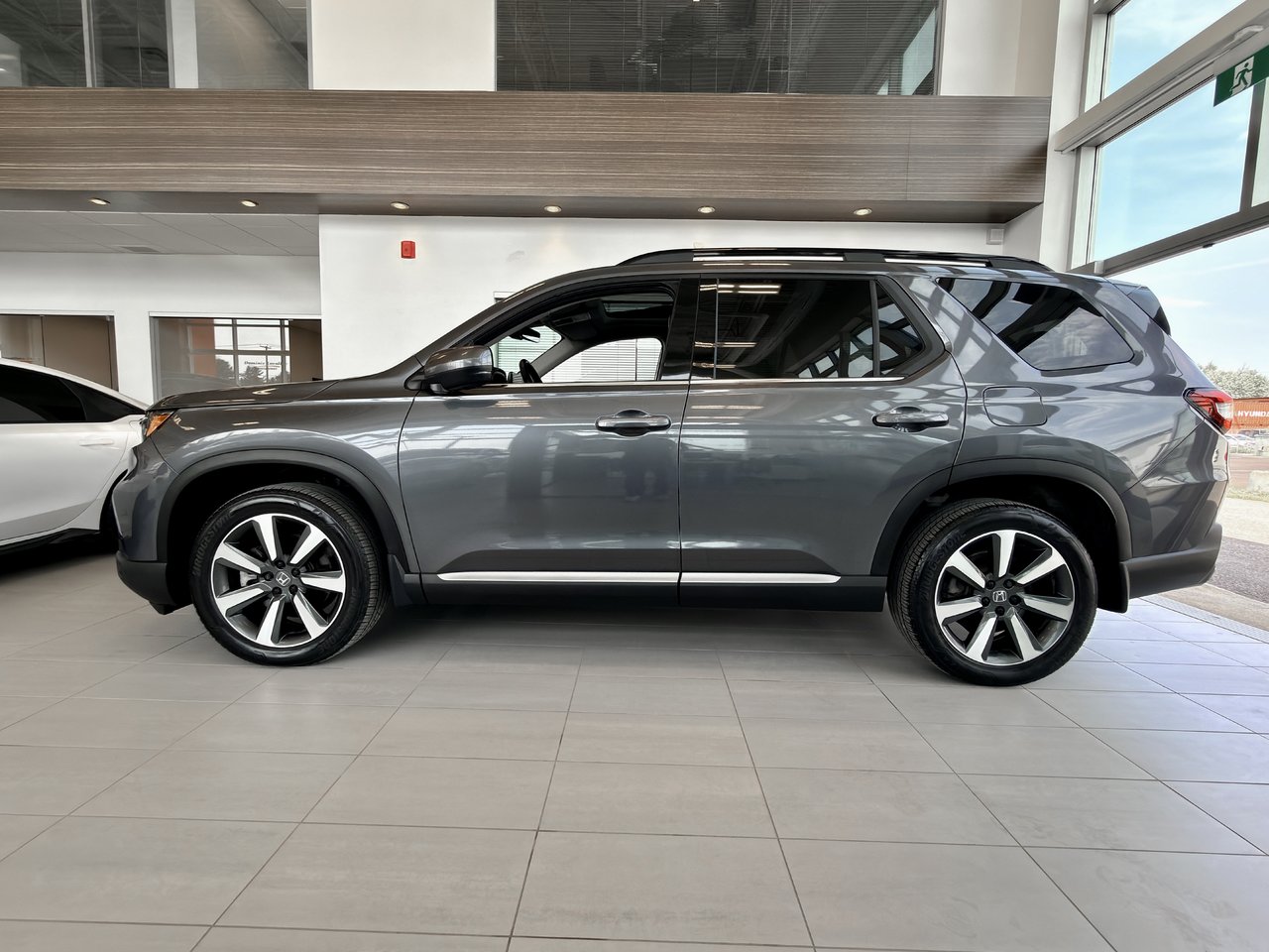 2025 Honda Pilot Touring-7