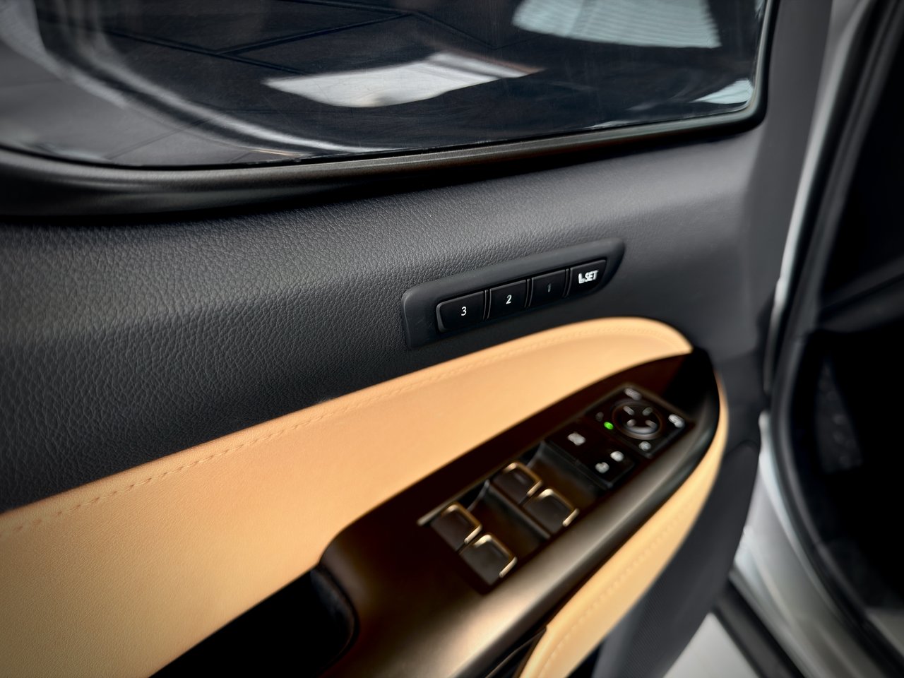 2022 Lexus NX 350-28