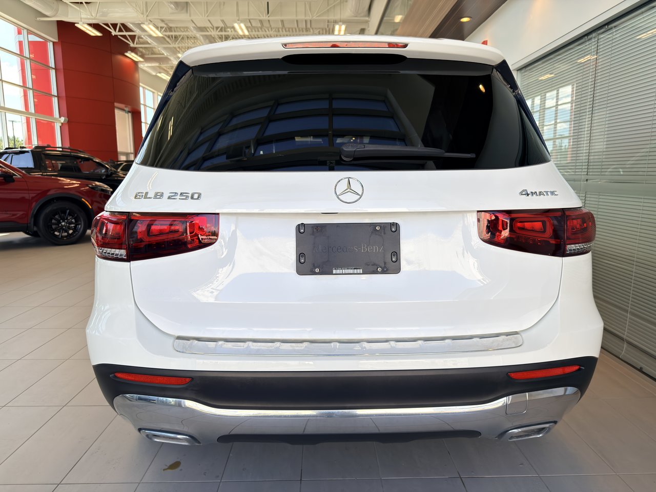 Mercedes-Benz GLB 250 2021-10