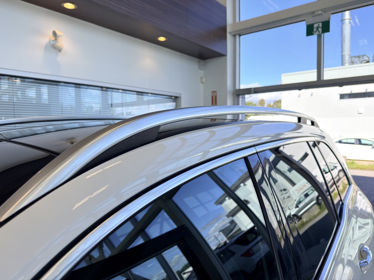 Mercedes-Benz GLB 250 2021-13
