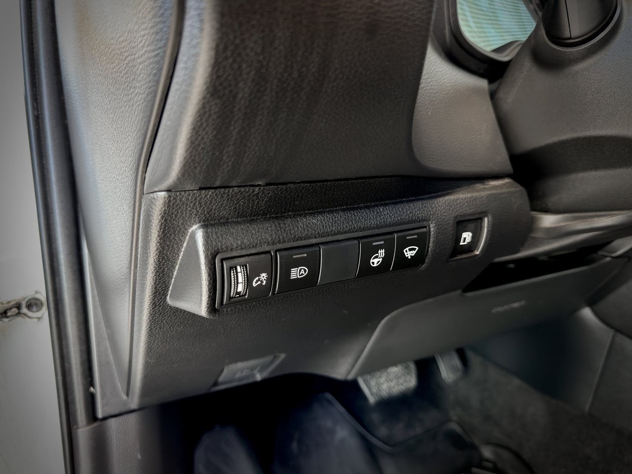 Toyota Corolla LE LE HYBRID 2023-20