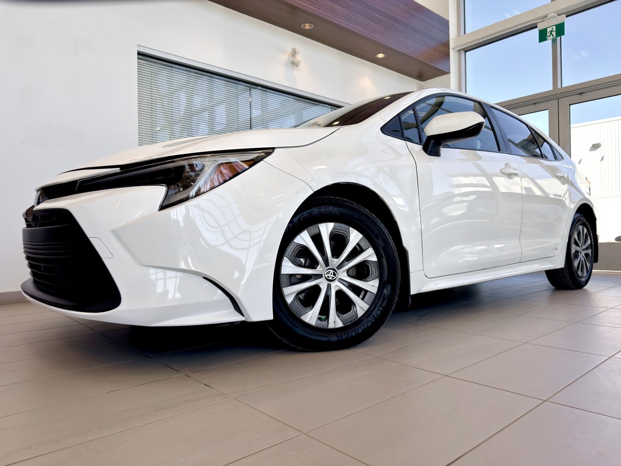 Toyota Corolla LE LE HYBRID 2023-1