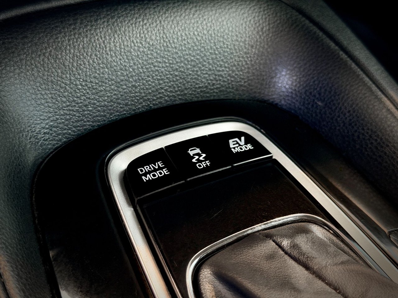 Toyota Corolla LE LE HYBRID 2023-27