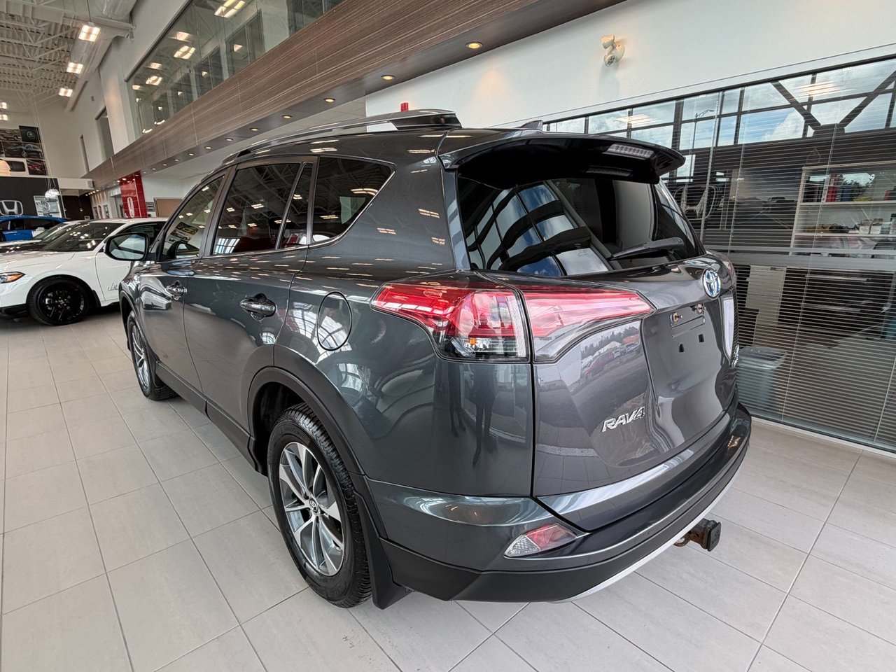 Toyota RAV4 Hybrid EXL 2017-3