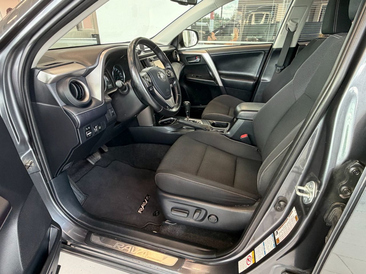 Toyota RAV4 Hybrid EXL 2017-5