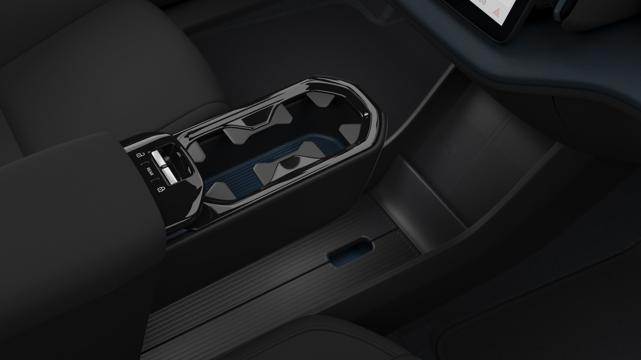 2025 Volvo EX30 Plus-8