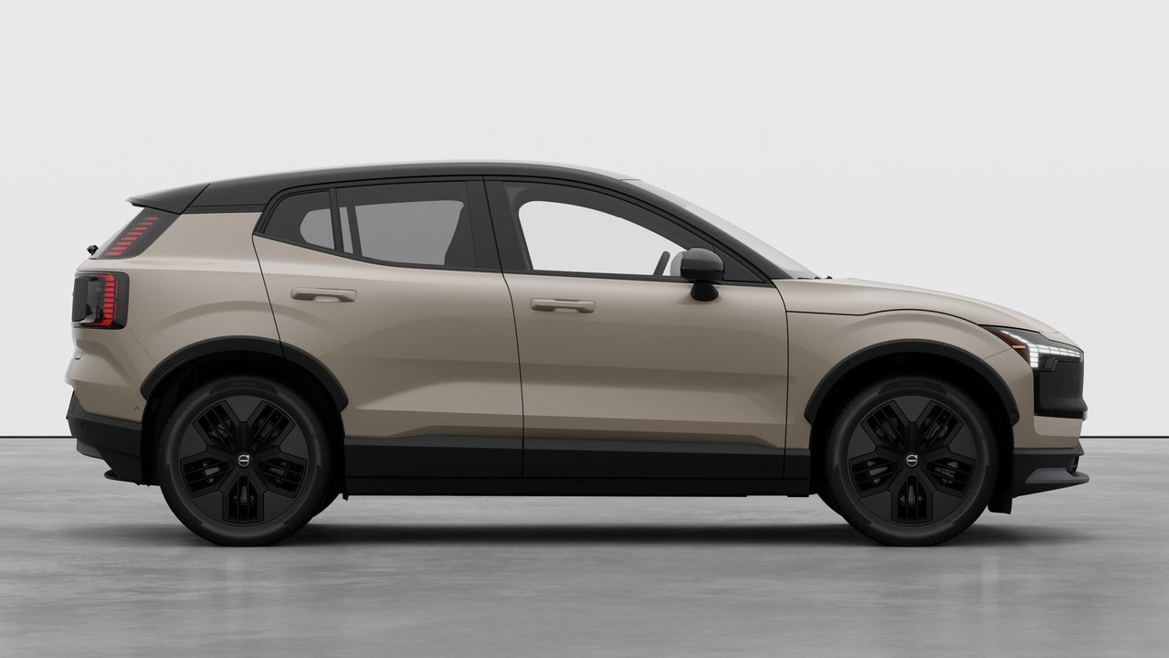 2026 Volvo EX30 Ultra Cross Country-6