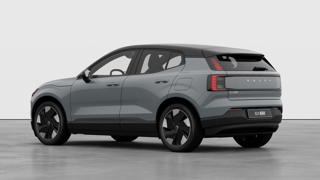 2026 Volvo EX30 Plus-1