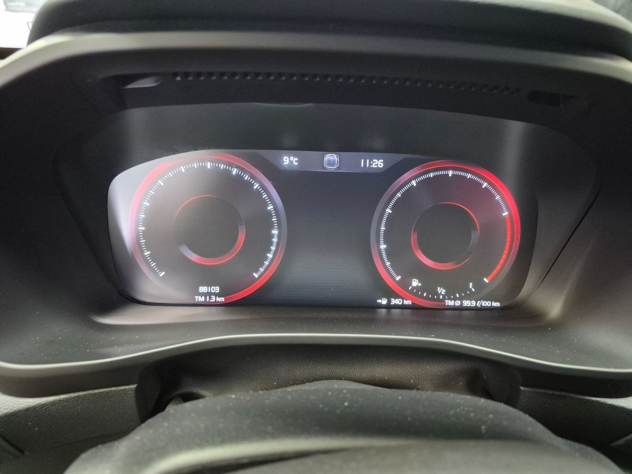 Volvo XC40 R-DESIGN 2022-9