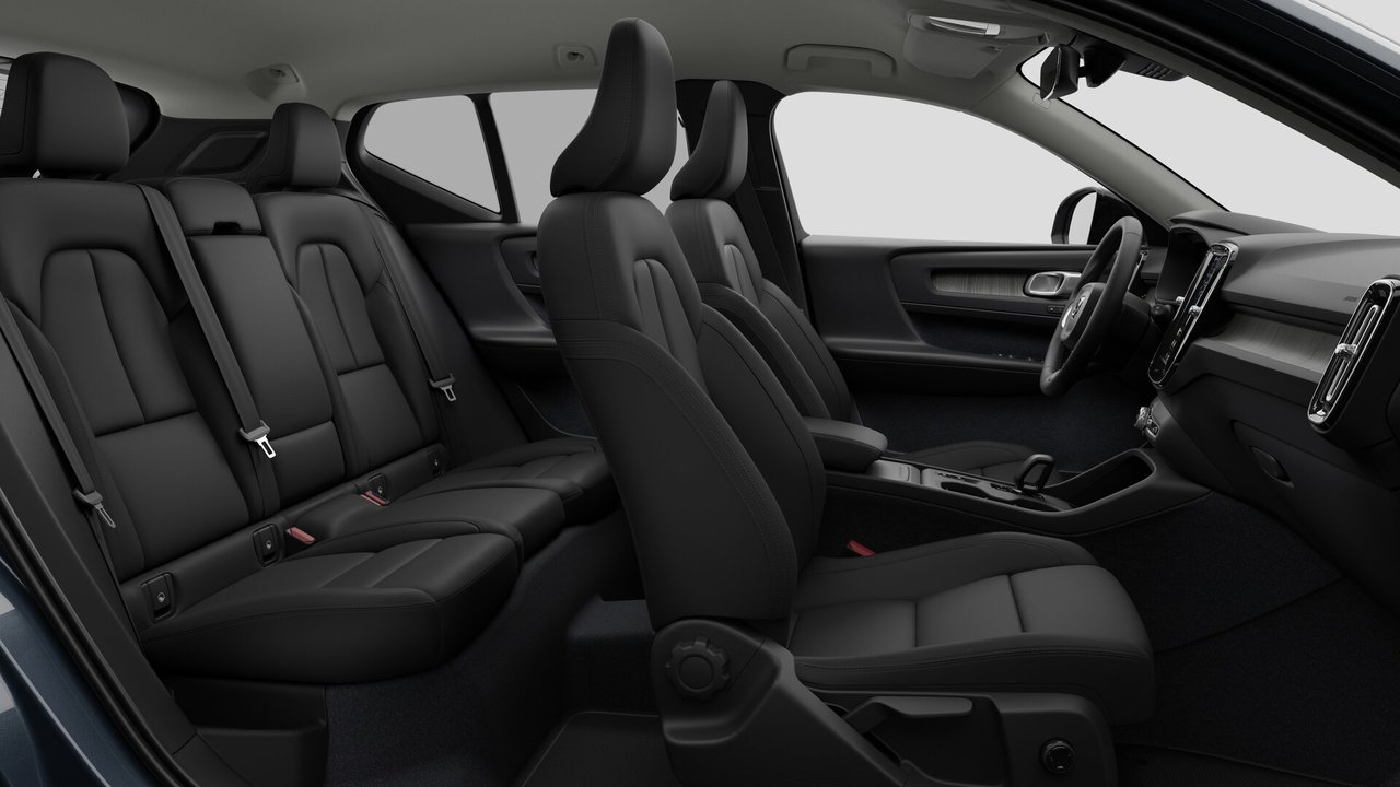 Volvo XC40 Core Dark Theme 2026-12