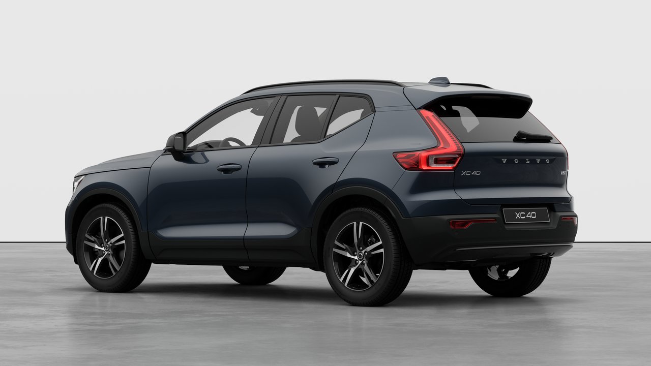 Volvo XC40 Core Dark Theme 2026-1