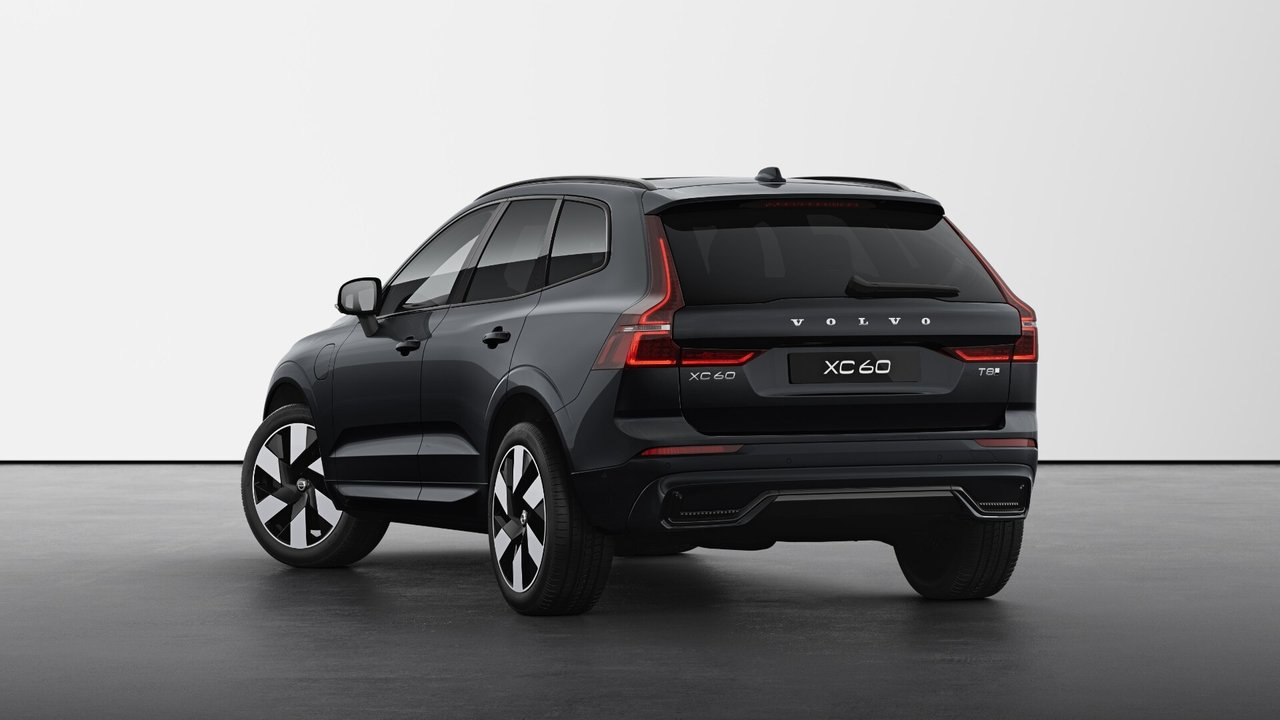 Volvo XC60 Plug-In Hybrid Ultra Dark Theme 2025-1