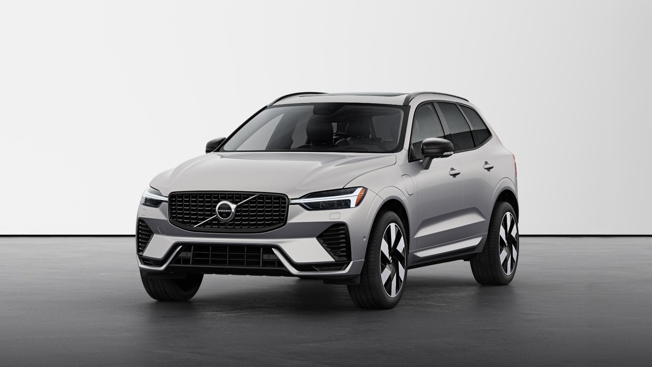 2025 Volvo XC60 Plug-In Hybrid Ultra Dark Theme-0