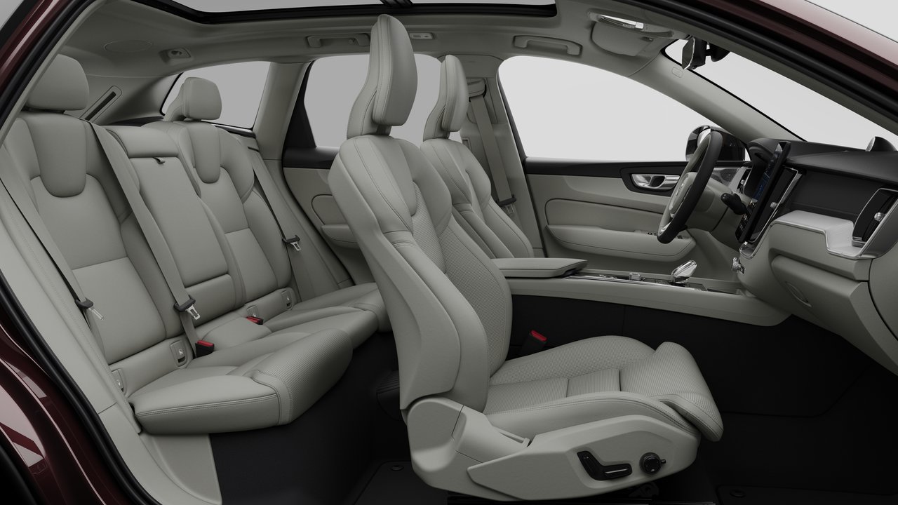 Volvo XC60 Plug-In Hybrid Ultra Dark Theme 2026-12