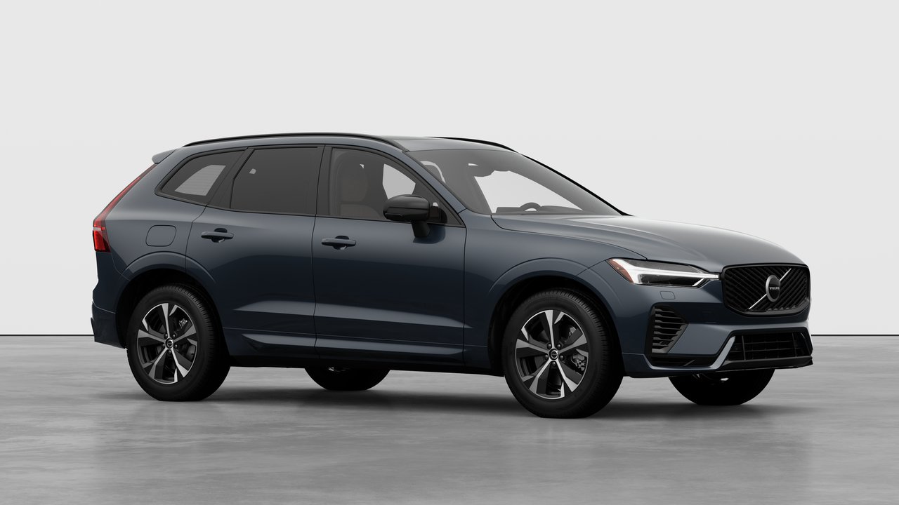 Volvo XC60 Plug-In Hybrid Core Dark Theme 2026-2