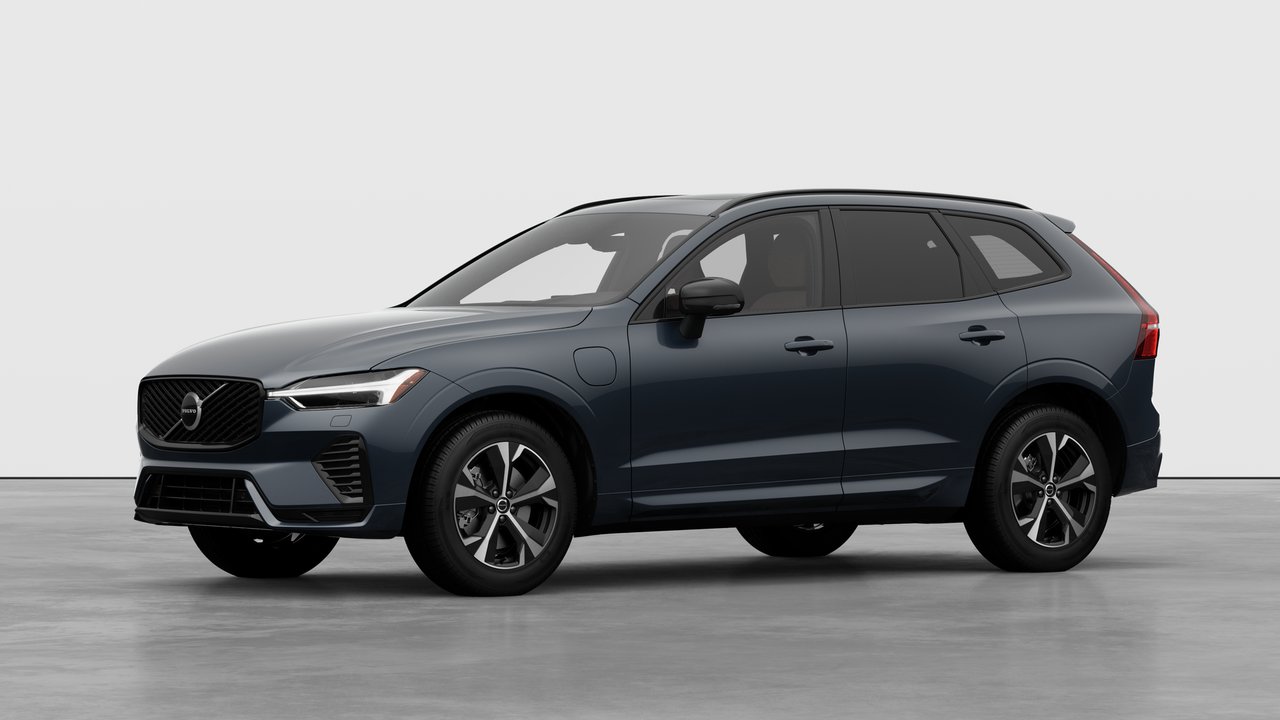 Volvo XC60 Plug-In Hybrid Core Dark Theme 2026-0