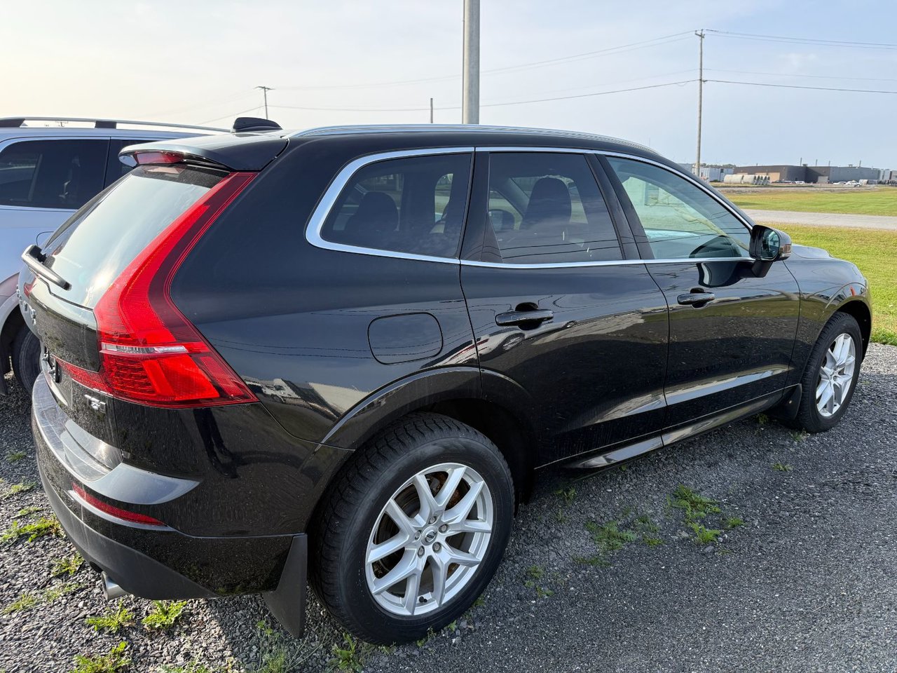 Volvo XC60 MOMENTUM 2019-6