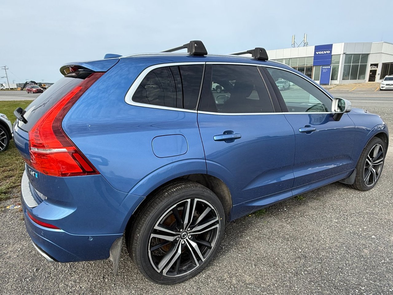 Volvo XC60 R-DESIGN 2019-7