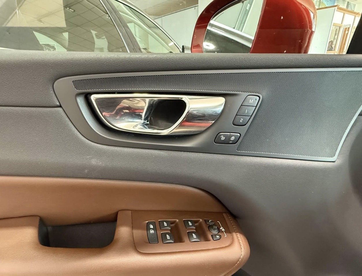 2020 Volvo XC60 INSCRIPTION-1
