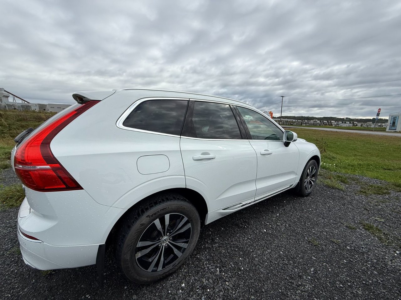 2021 Volvo XC60 INSCRIPTION EXPRESSION-8