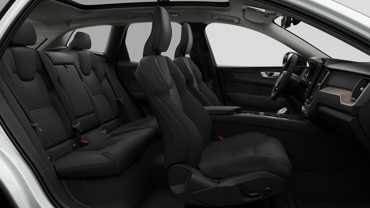 2026 Volvo XC60 Plus Dark Theme-12