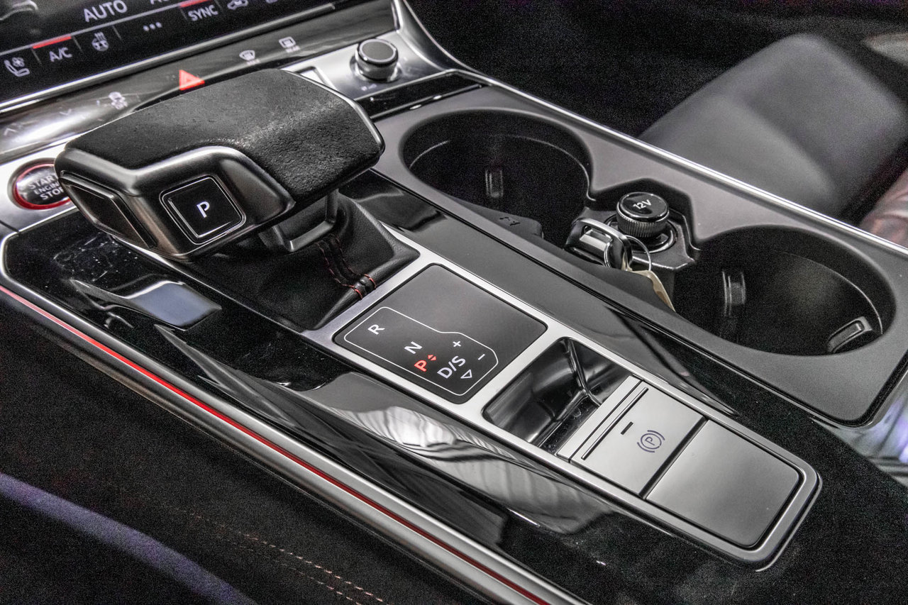 2024 Audi RS 6 Avant PERFORMANCE / 621CH / V8 4.0L / QUATTRO ++++-28