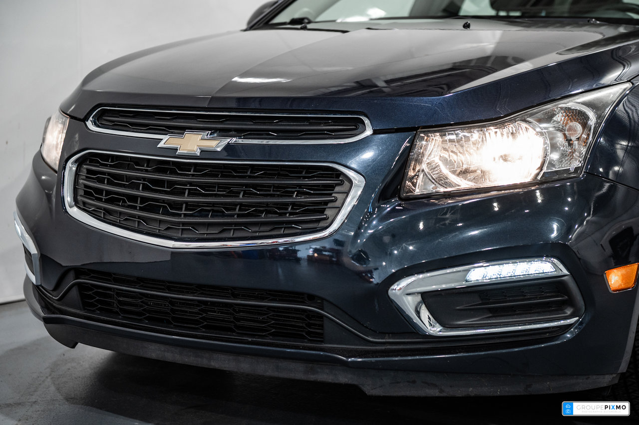 Chevrolet Cruze Limited 1LT / SIÈGES CHAUFFANTS / BLUETOOTH / A/C+++ 2016-3