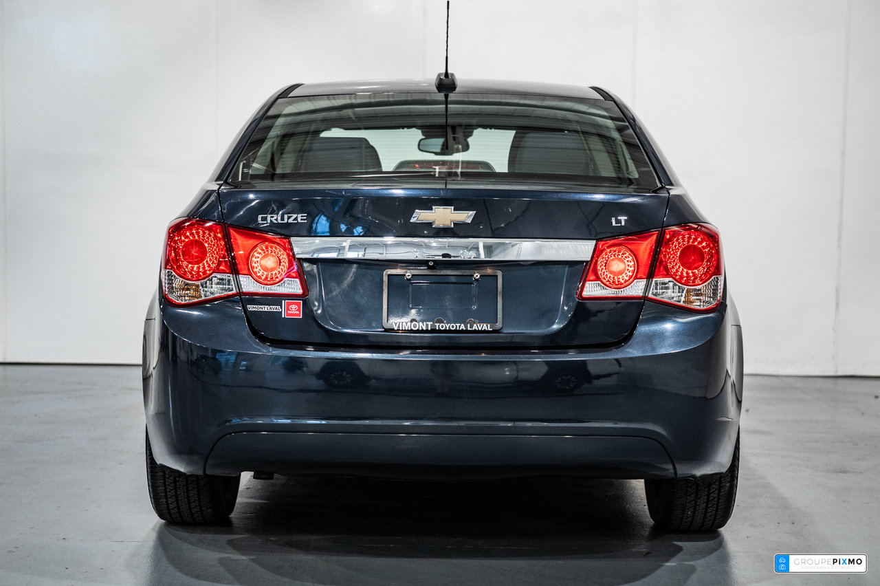 Chevrolet Cruze Limited 1LT / SIÈGES CHAUFFANTS / BLUETOOTH / A/C+++ 2016-8